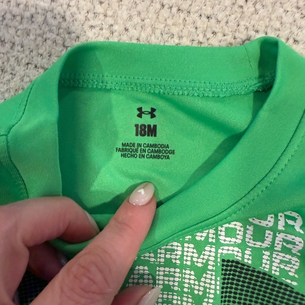 Under Armour Kids Bright Green Long Sleeve Tee - Picture 3 of 4